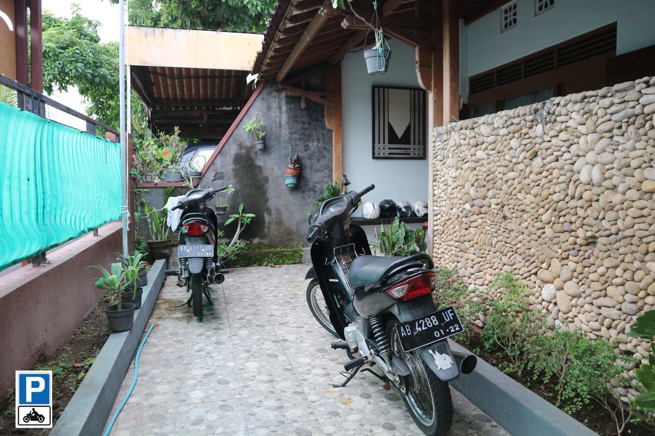 Kembar Guesthouse Yogyakarta Eksteriør bilde